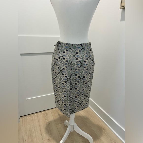 The Limited High Waist Pencil Tapestry Skirt NWT metallic back slit jacquard 4 - Picture 4 of 14